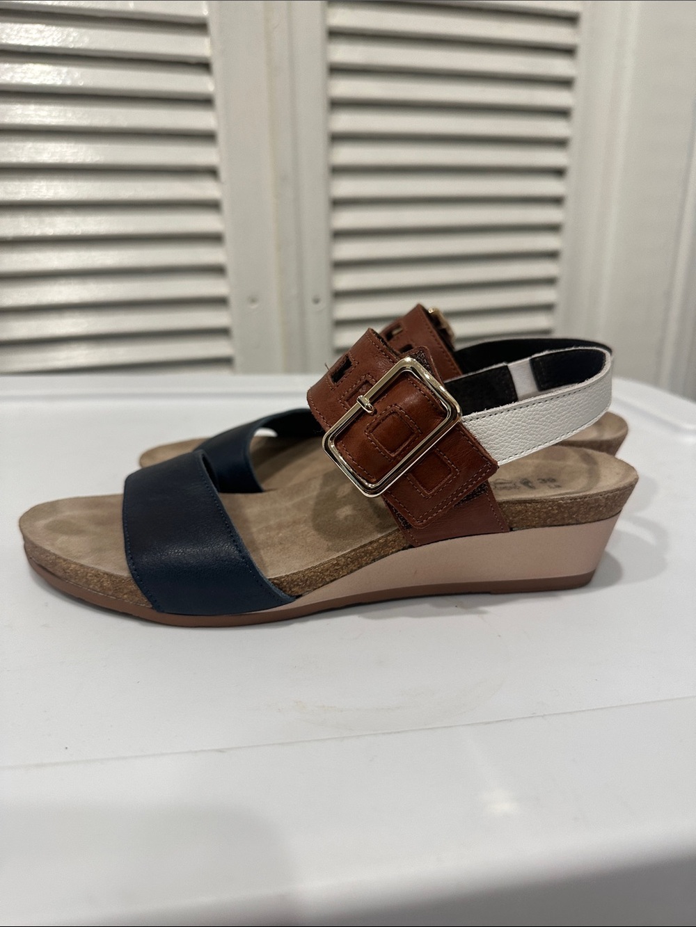 NAOT Dynasty Wedge Sandal size 8 or 39 black brown white leather support - Picture 7 of 9